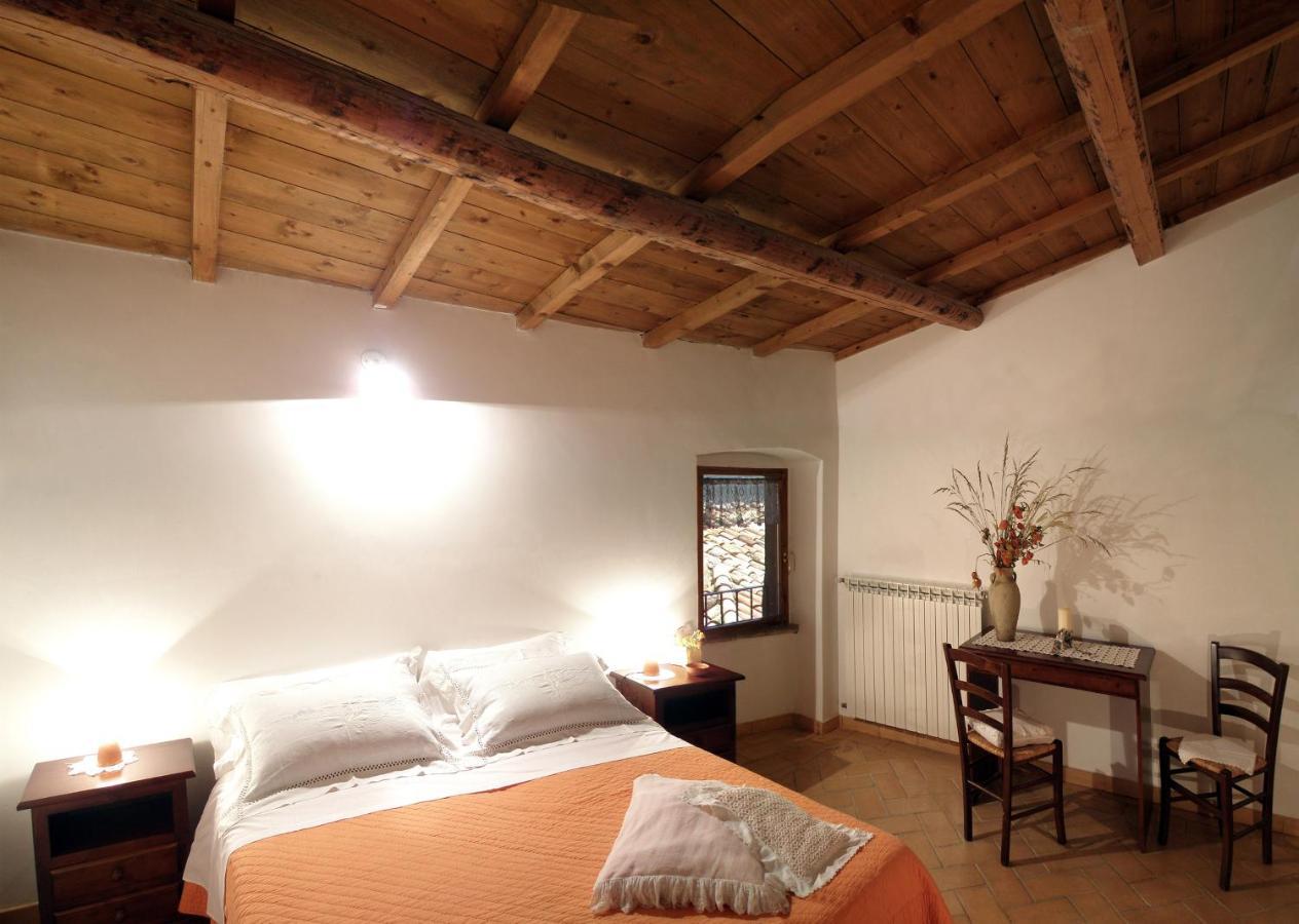 Le Siepi Country House Santo Stefano Di Sessanio Bagian luar foto